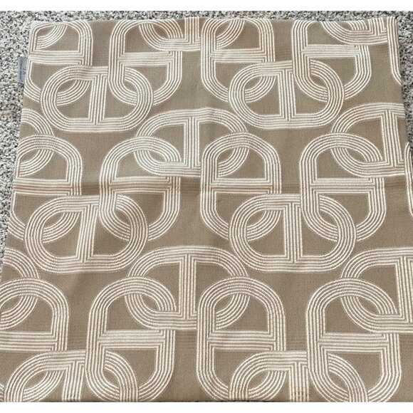 Croker Horse Pig Nose Horseshoe Pattern Embroidery Tan White Pillow Cover 20X20 - Picture 1 of 3